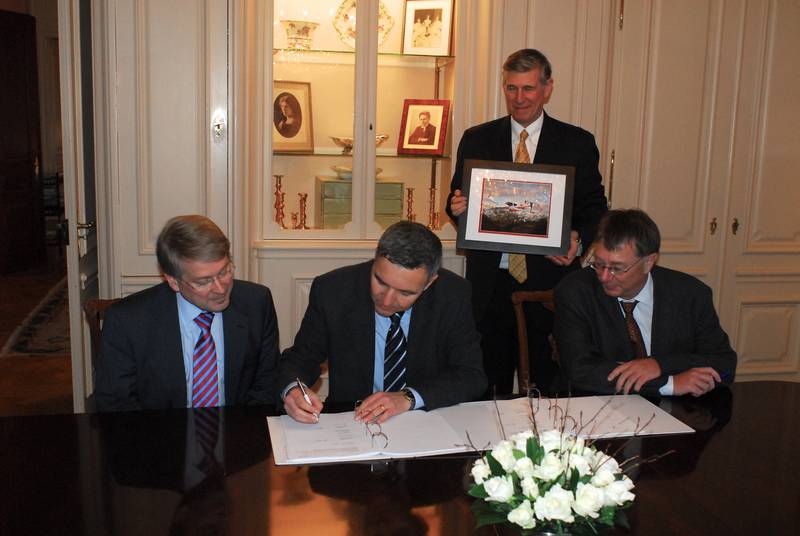 Swiss Department of Defence Becomes Centaur Launch Customer