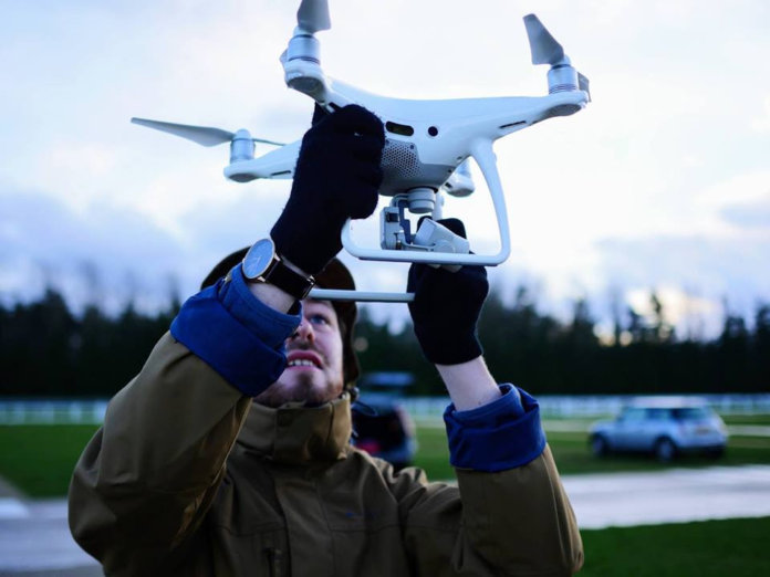 UAV Air hand catch uavair