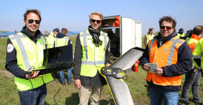 live_outdoor_demonstrations_hero