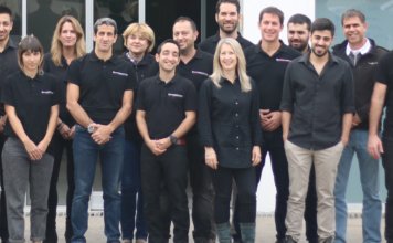 parazero-team-356x220.jpg