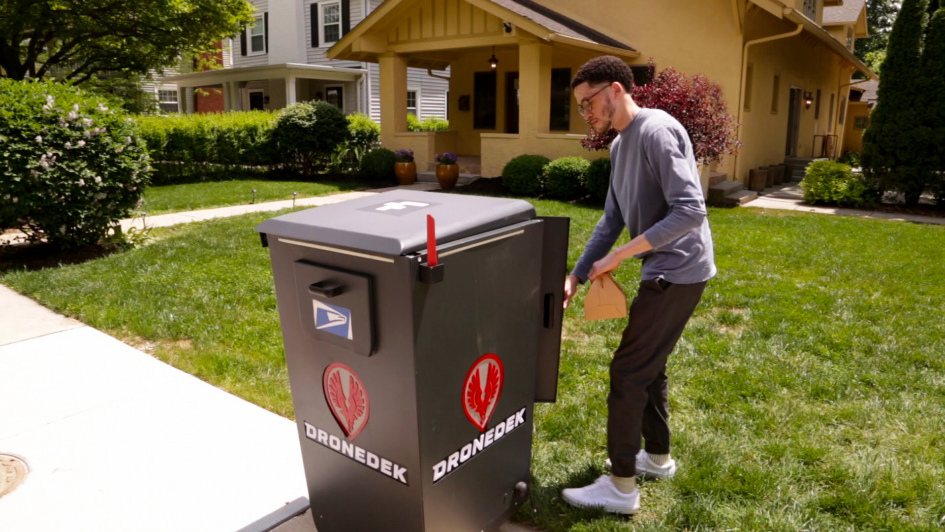 Walmart and DroneUp announce first multi-site commercial drone delivery operations - sUAS News - The Business of Drones