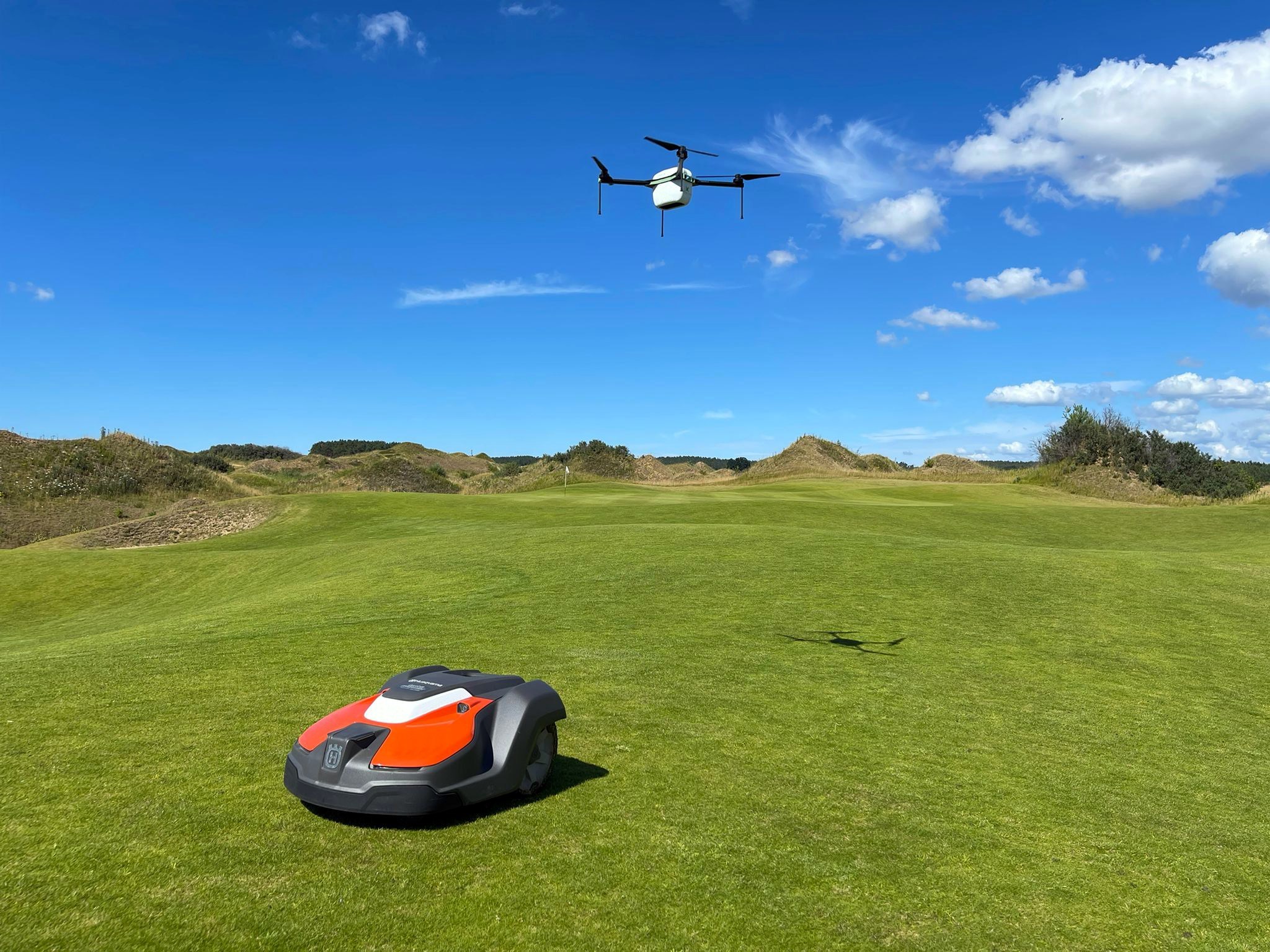 Husqvarna and GreenSight accomplice to launch first main golf and sports activities turf administration software program to include autonomous mowing techniques – sUAS Information